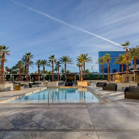 Mgm Signature-22-703 Strip View Jacuzzi Studio Las Vegas Luaran gambar