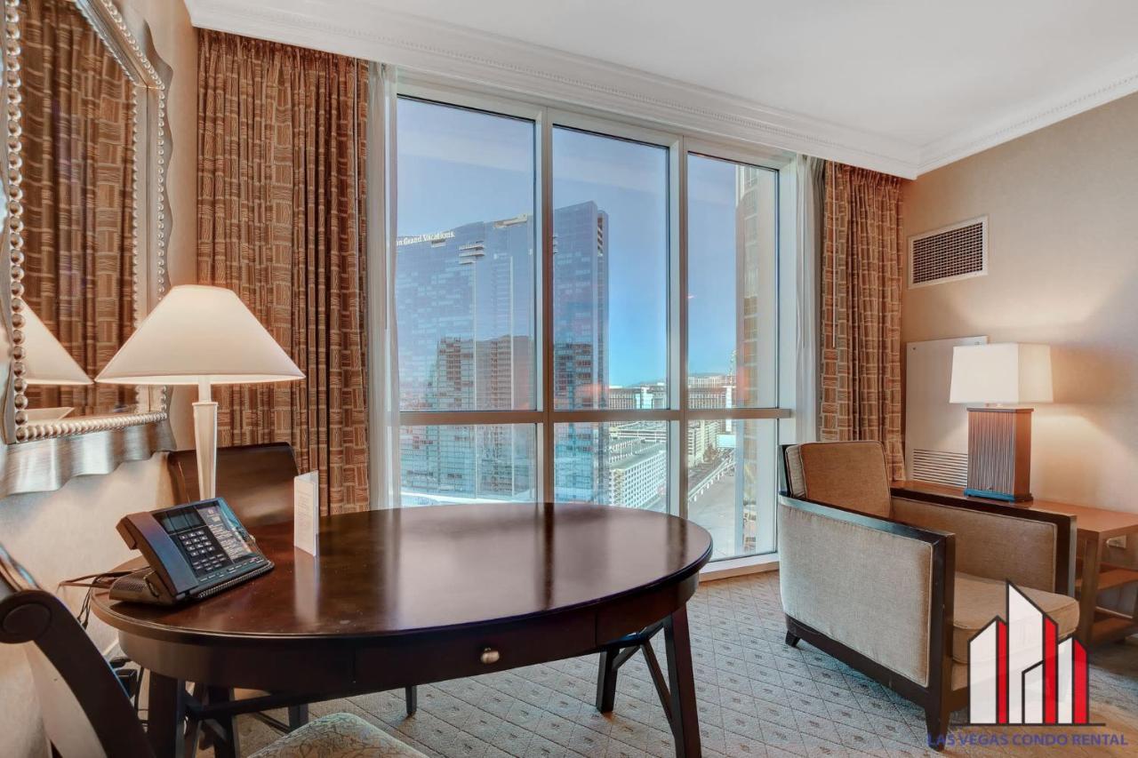 Mgm Signature-22-703 Strip View Jacuzzi Studio Las Vegas Luaran gambar